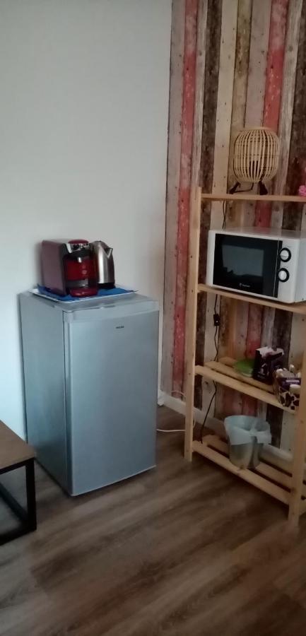 Les Volets Bleus Appartement Contes  Buitenkant foto